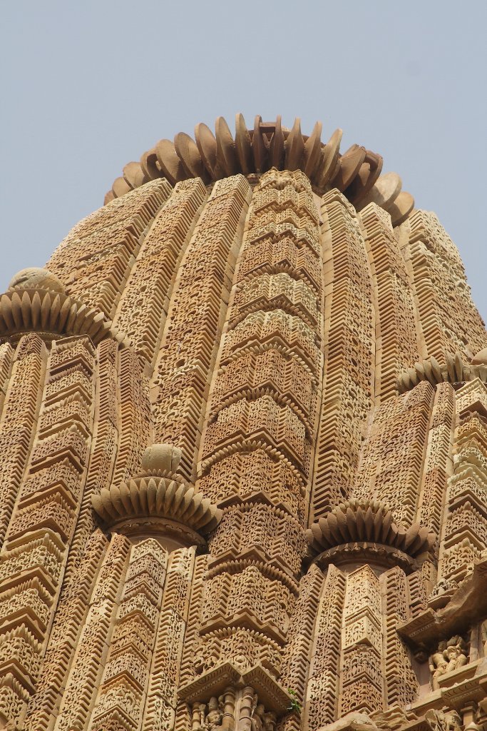 11-Detail Kandariya Mahadev Temple.jpg - Detail Kandariya Mahadev Temple